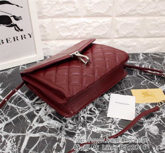 BURBERRY巴寶莉 時裝秀 主打配飾 羔羊皮斜挎包 18235  Bhq1036